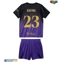 Otroški Nogometni dresi Barcelona Jules Kounde #23 Gostujoči 2026-27 Kratek Rokav (+ Kratke hlače)